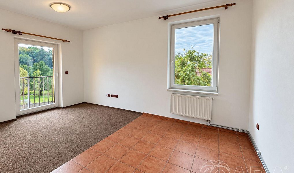 Pronájem bytu 2+kk 38 m², Chýnov – náhled fotky 2