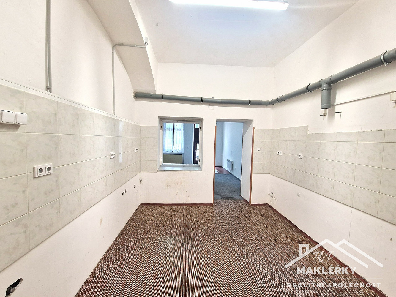 Pronájem obchodních prostor 75 m² – fotografie 5