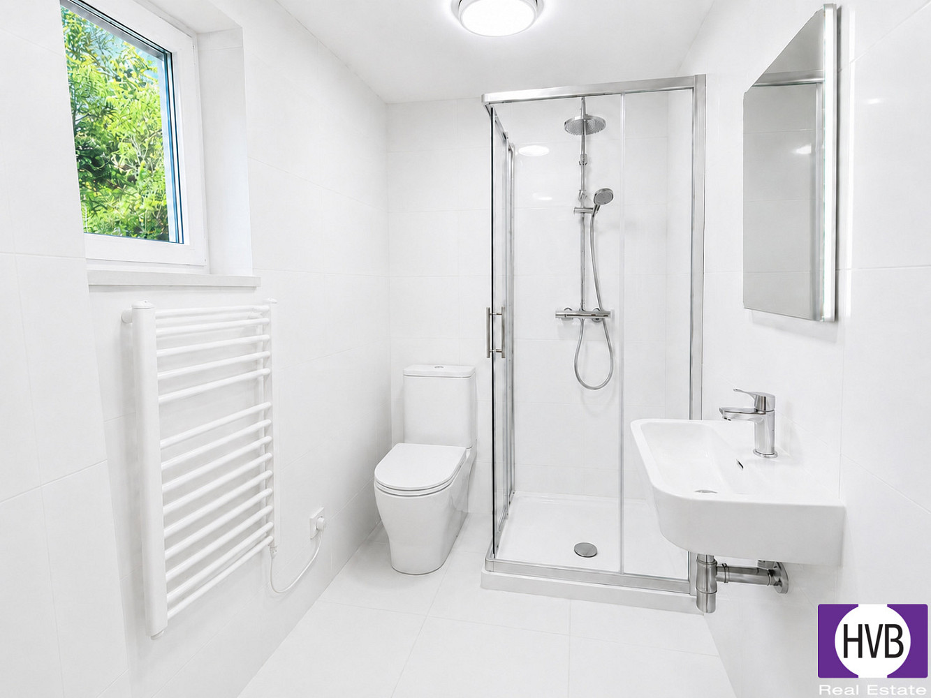 Prodej bytu 1+kk 17 m² — photo 2