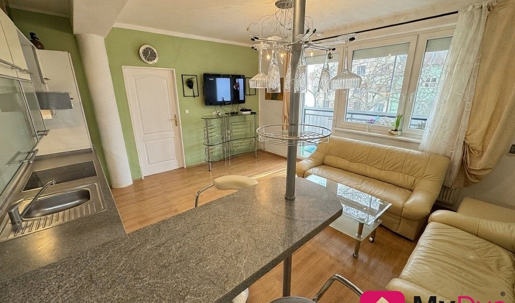 Prodej bytu 2+kk 55 m², Znojmo – náhled fotky 3
