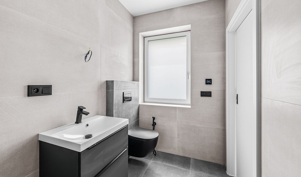Prodej domu 120 m² s pozemkem 551 m², Líšťany – náhled fotky 18