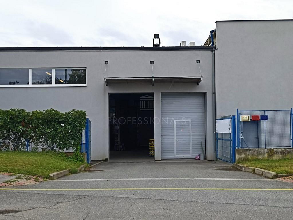 Pronájem skladovacích prostor 1 035 m² – fotografie 4