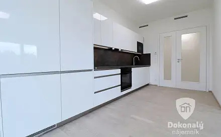 Pronájem bytu 3+kk 87 m²
