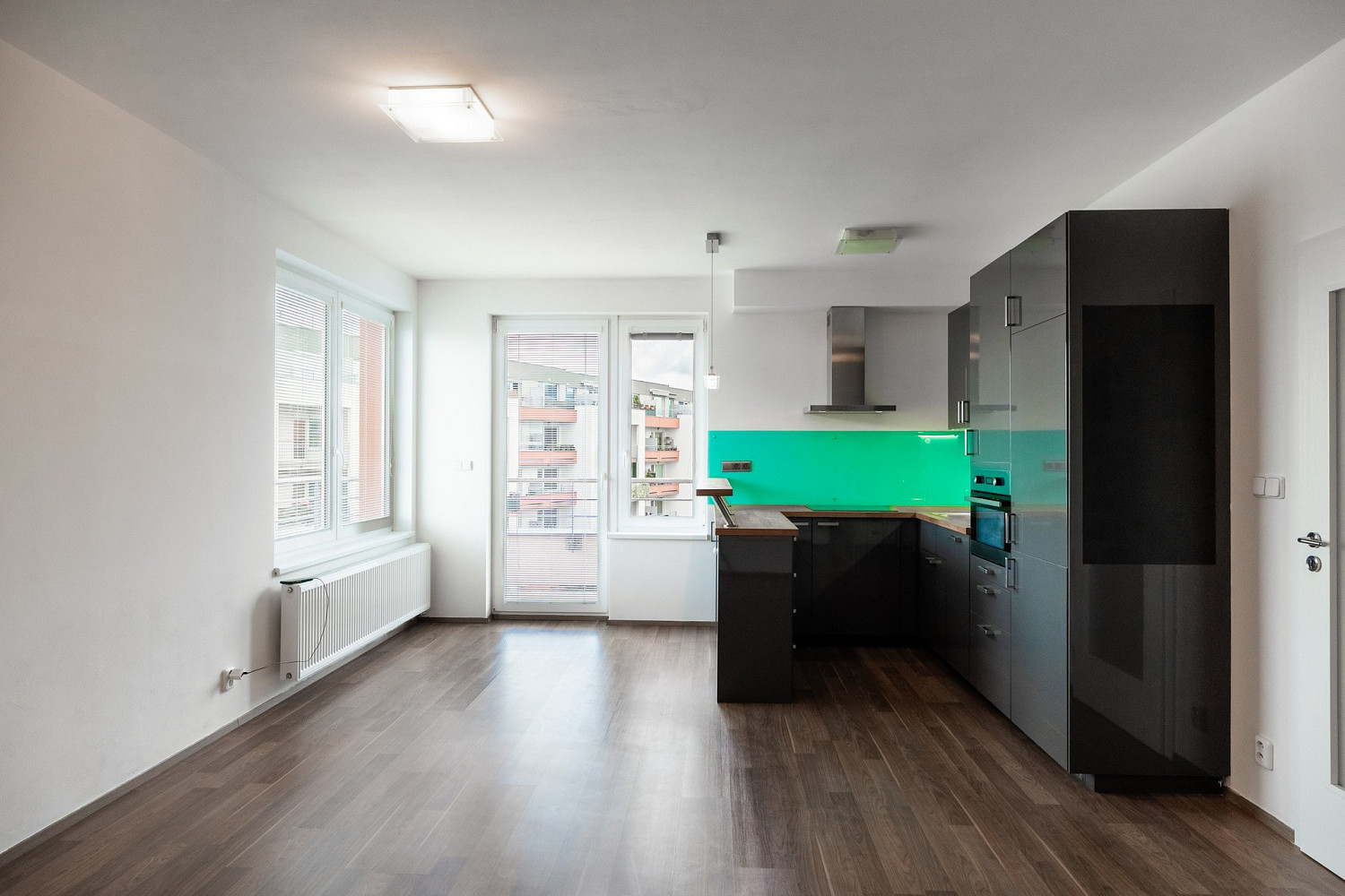 Pronájem bytu 2+kk 56 m² – fotografie 3