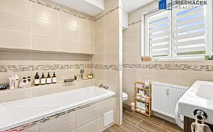 Prodej bytu 2+1 43 m², Dlouhá, Krupka - Bohosudov, okres Teplice