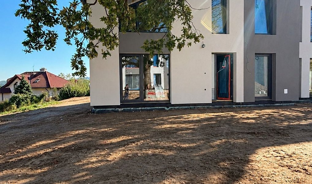 Prodej domu 150 m² s pozemkem 783 m², Kamenice – fotka 1 z 27