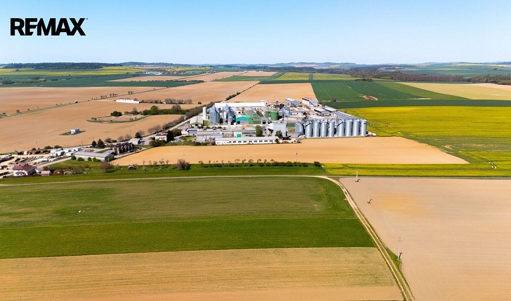 Prodej komerčního pozemku 14 294 m², Hrotovice – náhled fotky 11