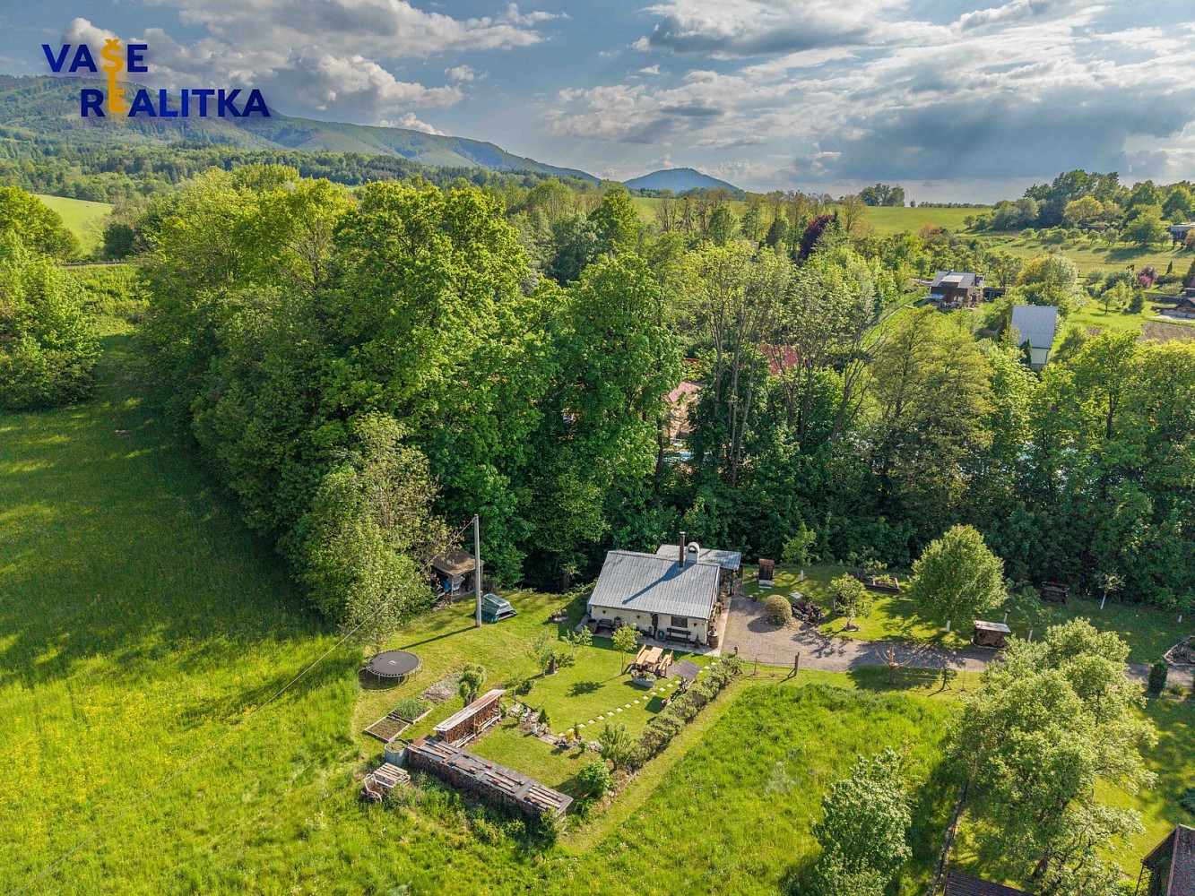 Prodej chaty/chalupy 34 m² s pozemkem 853 m² – fotografie 2