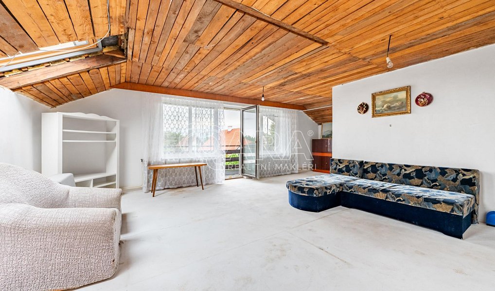 Prodej domu 250 m² s pozemkem 468 m², Tlustice – náhled fotky 14