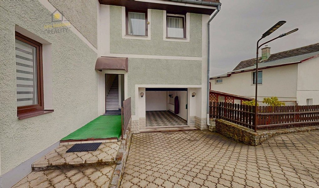 Prodej domu 580 m² s pozemkem 847 m², Rumburk – náhled fotky 28