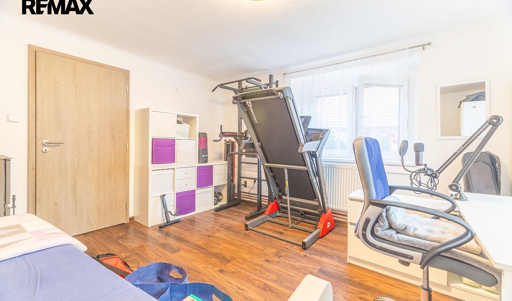 Prodej domu 160 m² s pozemkem 2 647 m², Karlova Ves – náhled fotky 5