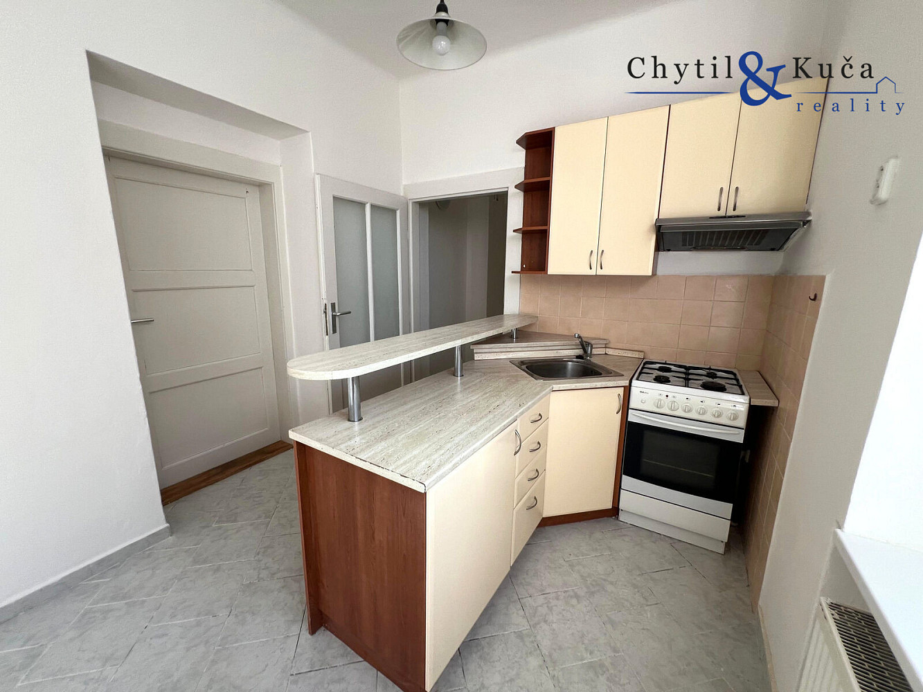 Pronájem bytu 1+1 30 m² – fotografie 2