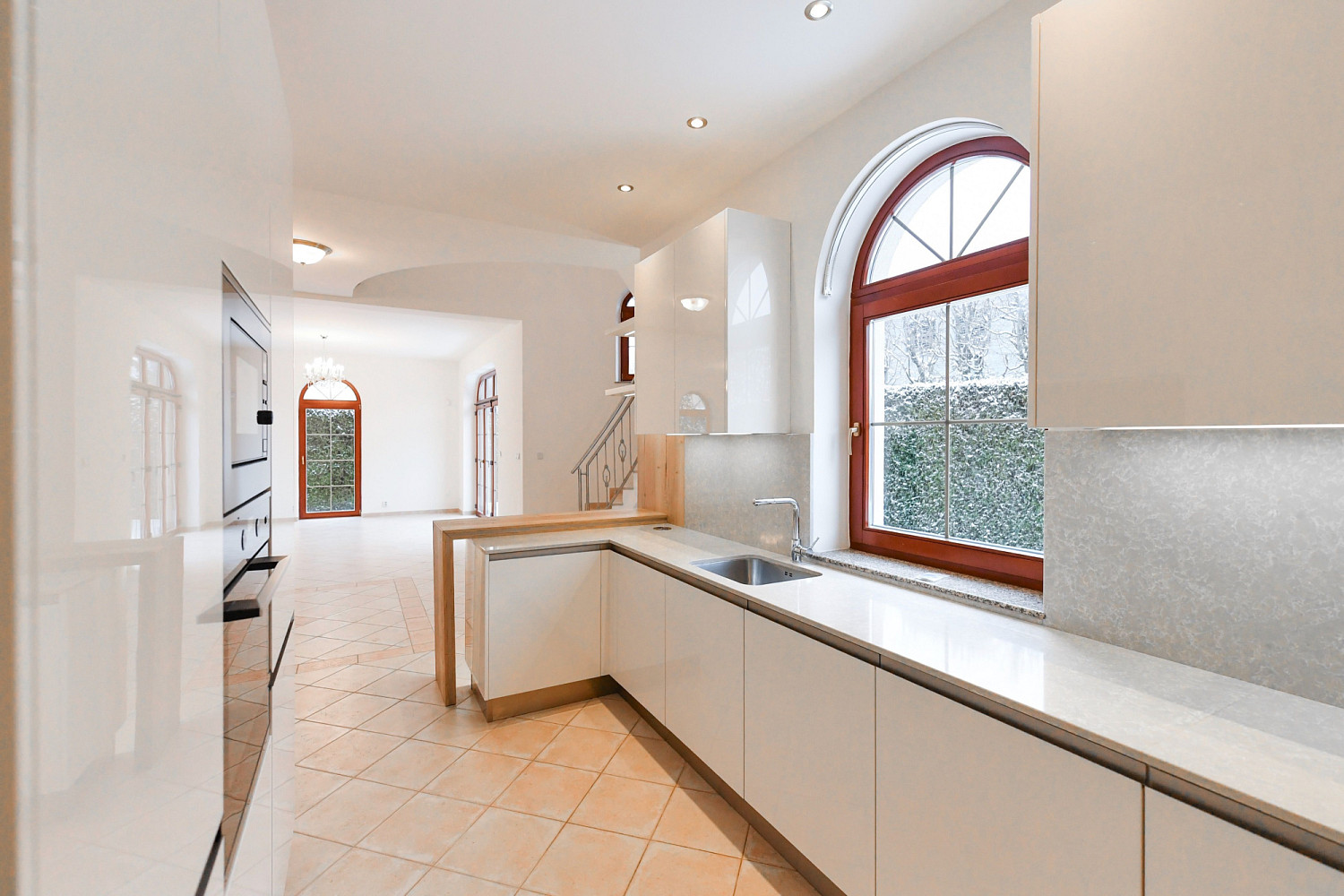 Pronájem domu 255 m² s pozemkem 780 m² – fotografie 5