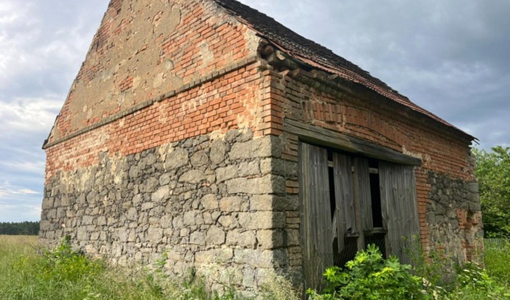 Prodej stavebního pozemku 6 686 m², Jesenice – náhled fotky 4
