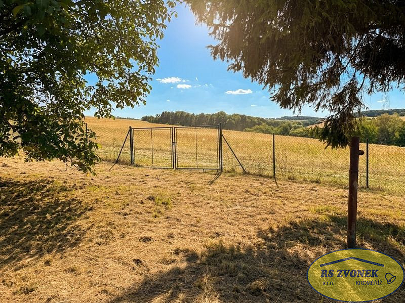 Prodej stavebního pozemku 2 608 m² – fotografie 5
