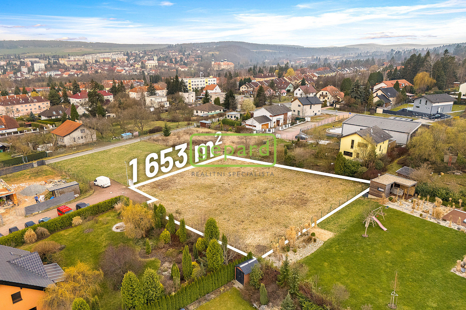 Prodej stavebního pozemku 1 653 m²
