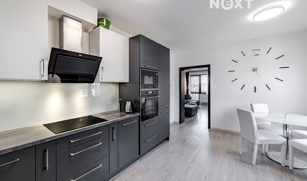 Prodej bytu 3+1 110 m², Praha – náhled fotky 7