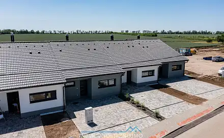 Prodej domu 75 m² s pozemkem 380 m², Znojmo - Načeratice