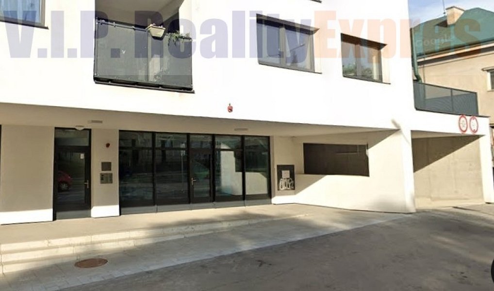 Prodej obchodních prostor 172 m², Praha – náhled fotky 2