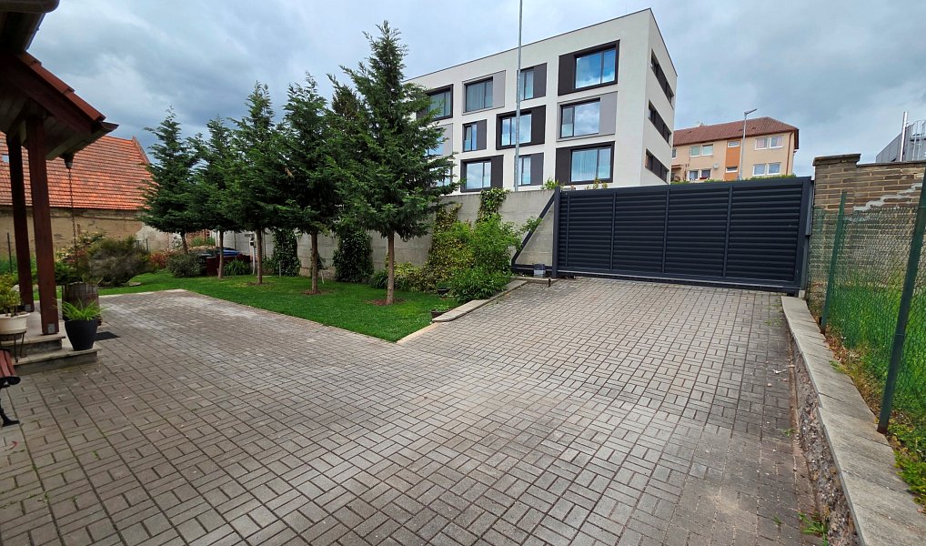 Prodej domu 115 m² s pozemkem 802 m², Tismice – náhled fotky 22