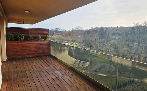 Pronájem bytu 2+kk 78 m², Lázeňská, Slaný, okres Kladno