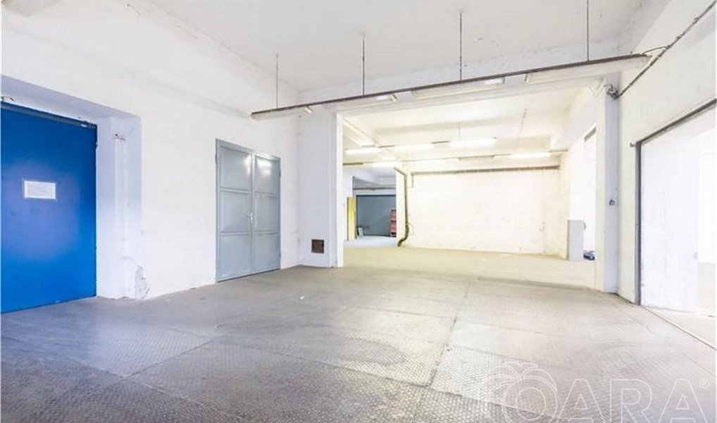 Pronájem skladovacích prostor 4 000 m², Písek – náhled fotky 3