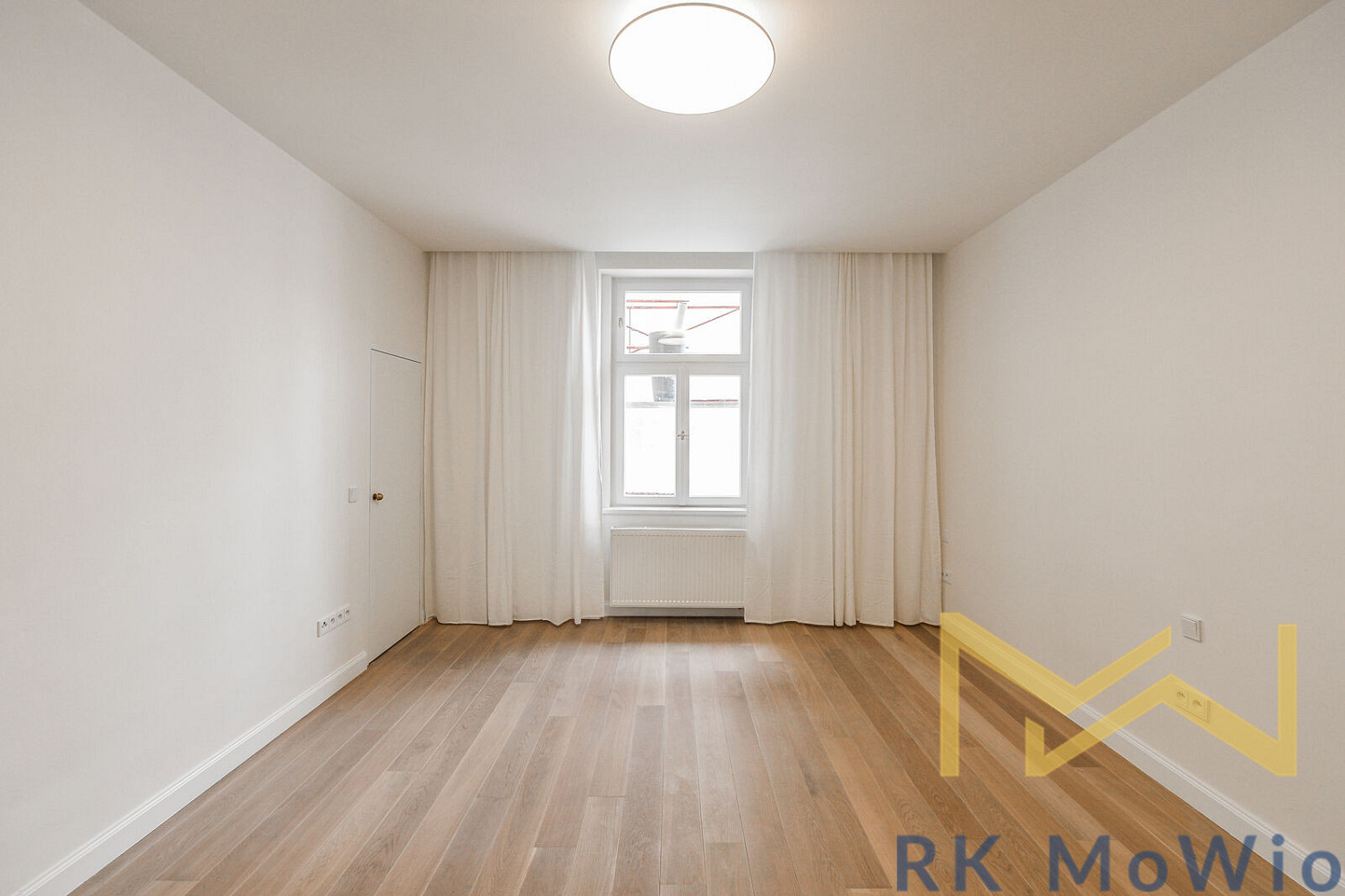 Pronájem bytu 3+kk 93 m² – fotografie 3