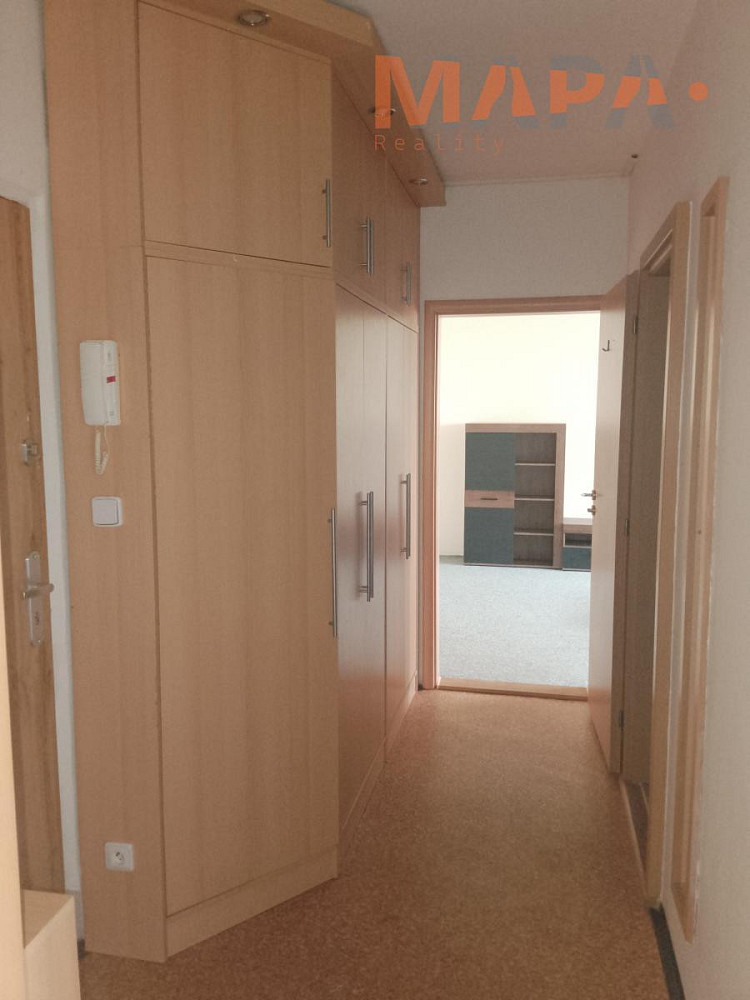 Pronájem bytu 2+1 62 m² – fotografie 4