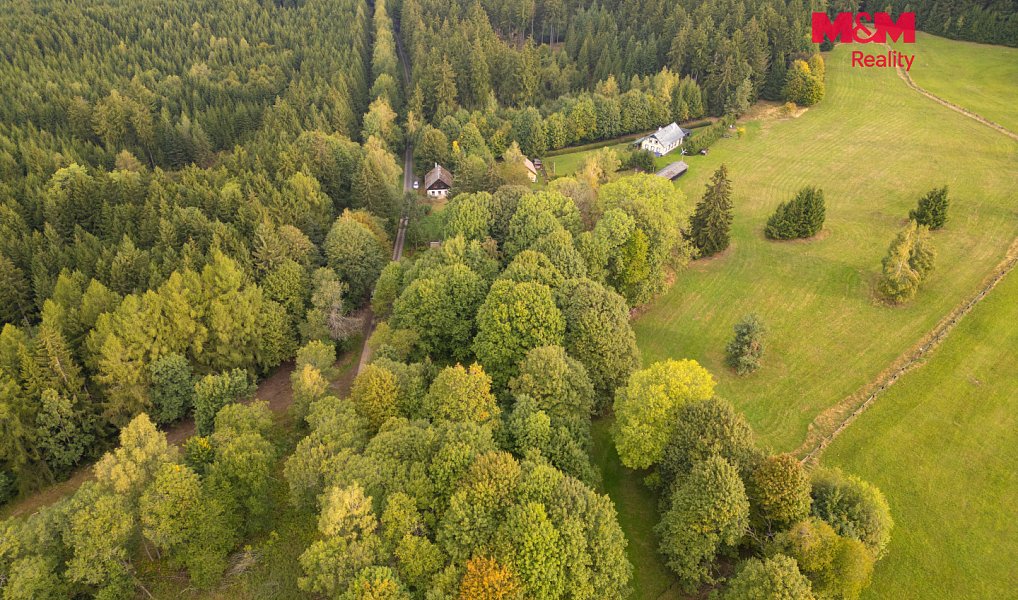 Prodej stavebního pozemku 739 m², Lesná – náhled fotky 2