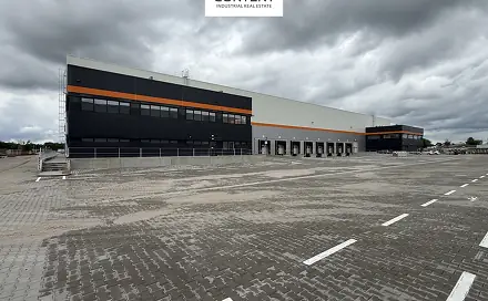 Pronájem skladovacích prostor 11 000 m², Lužec nad Vltavou, okres Mělník