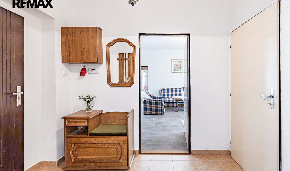 Prodej domu 142 m² s pozemkem 347 m², Všestary – náhled fotky 24