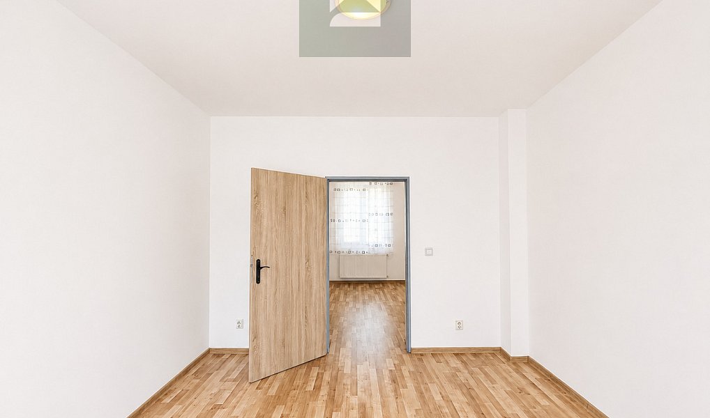 Prodej domu 200 m² s pozemkem 296 m², Plzeň – náhled fotky 24