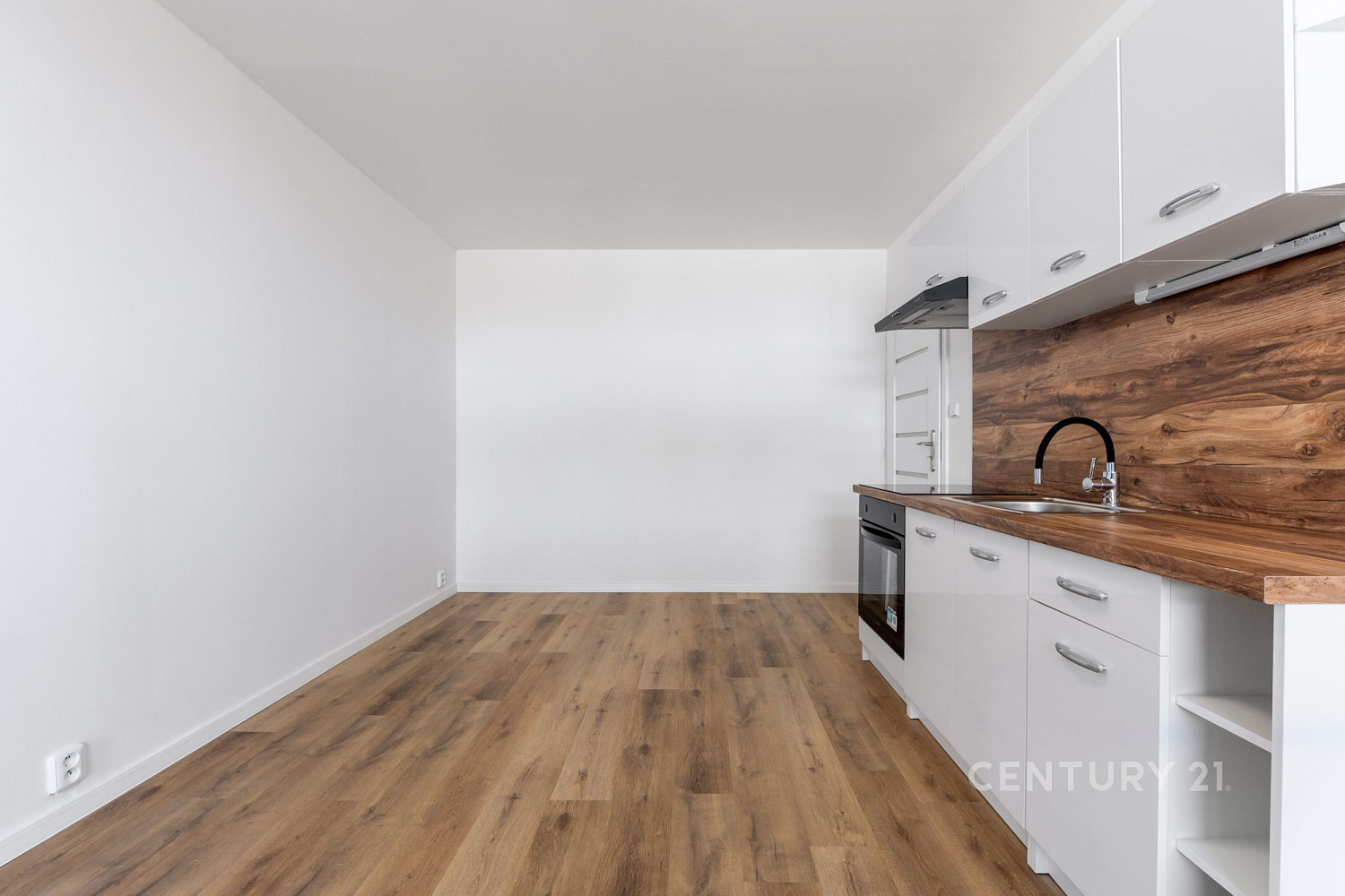 Pronájem bytu 2+kk 35 m² – fotografie 5