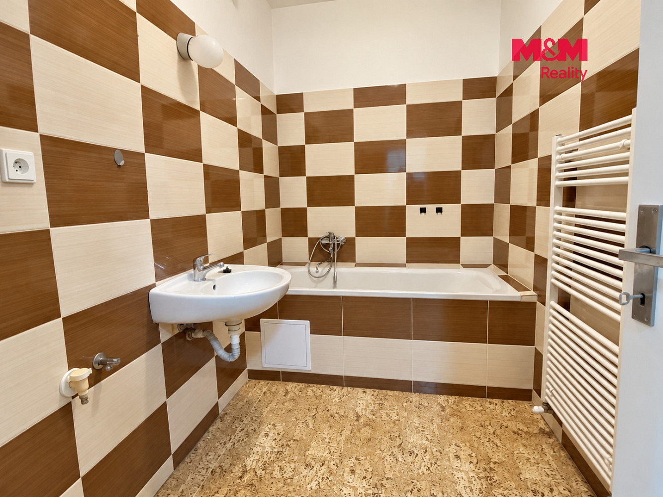 Pronájem bytu 2+1 77 m² – fotografie 3
