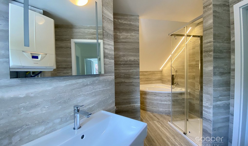 Pronájem domu 126 m² s pozemkem 981 m², Bradlec – náhled fotky 13