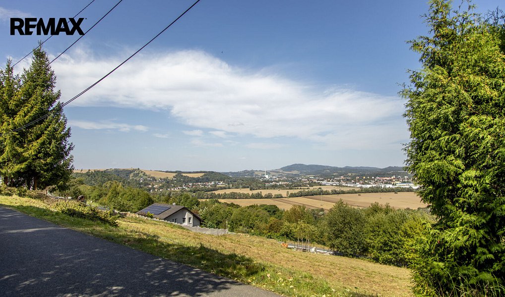 Prodej stavebního pozemku 1 000 m², Jarcová – náhled fotky 5