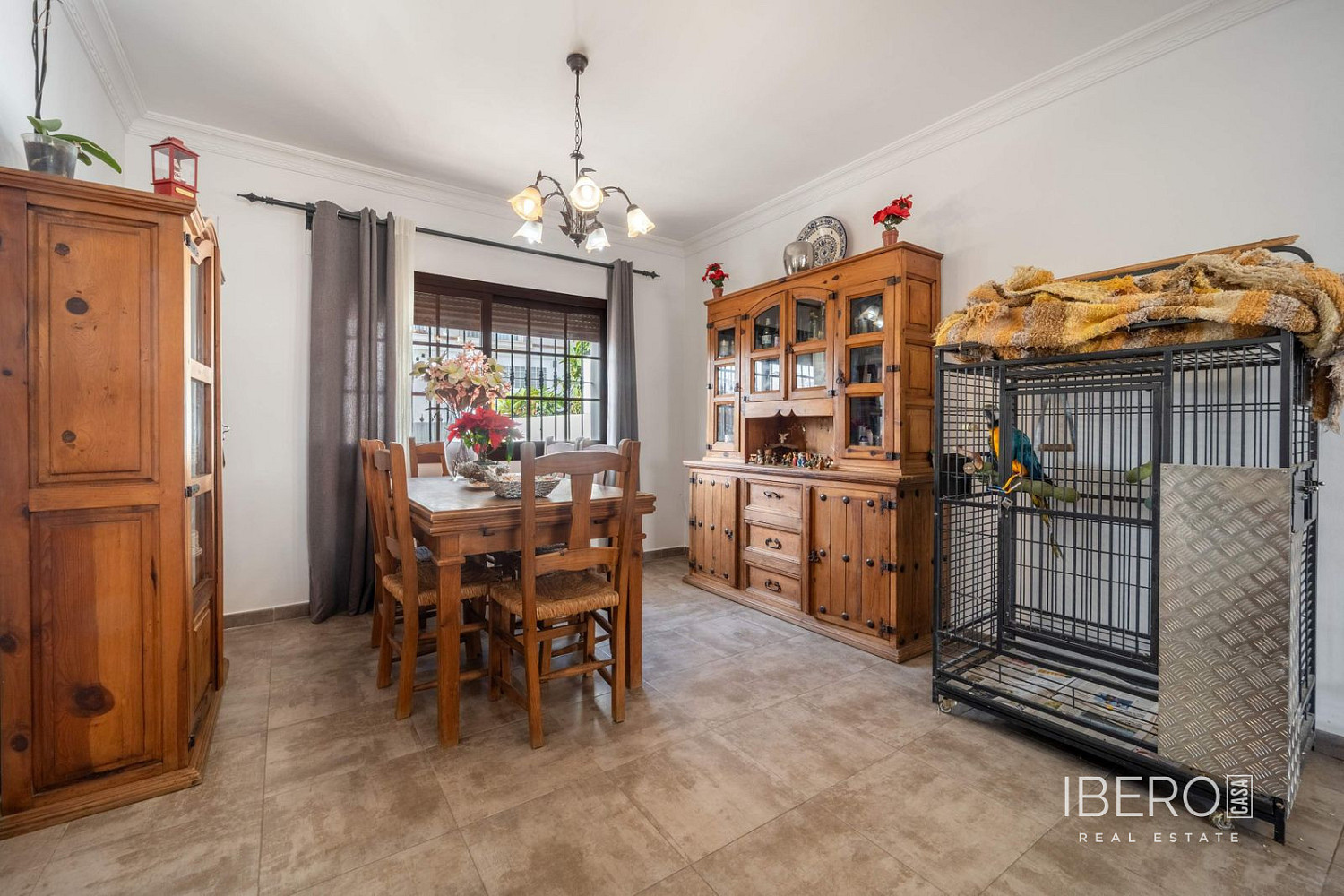 Casa 4+kk – Estepona, Barriada Islas Canarias - Más