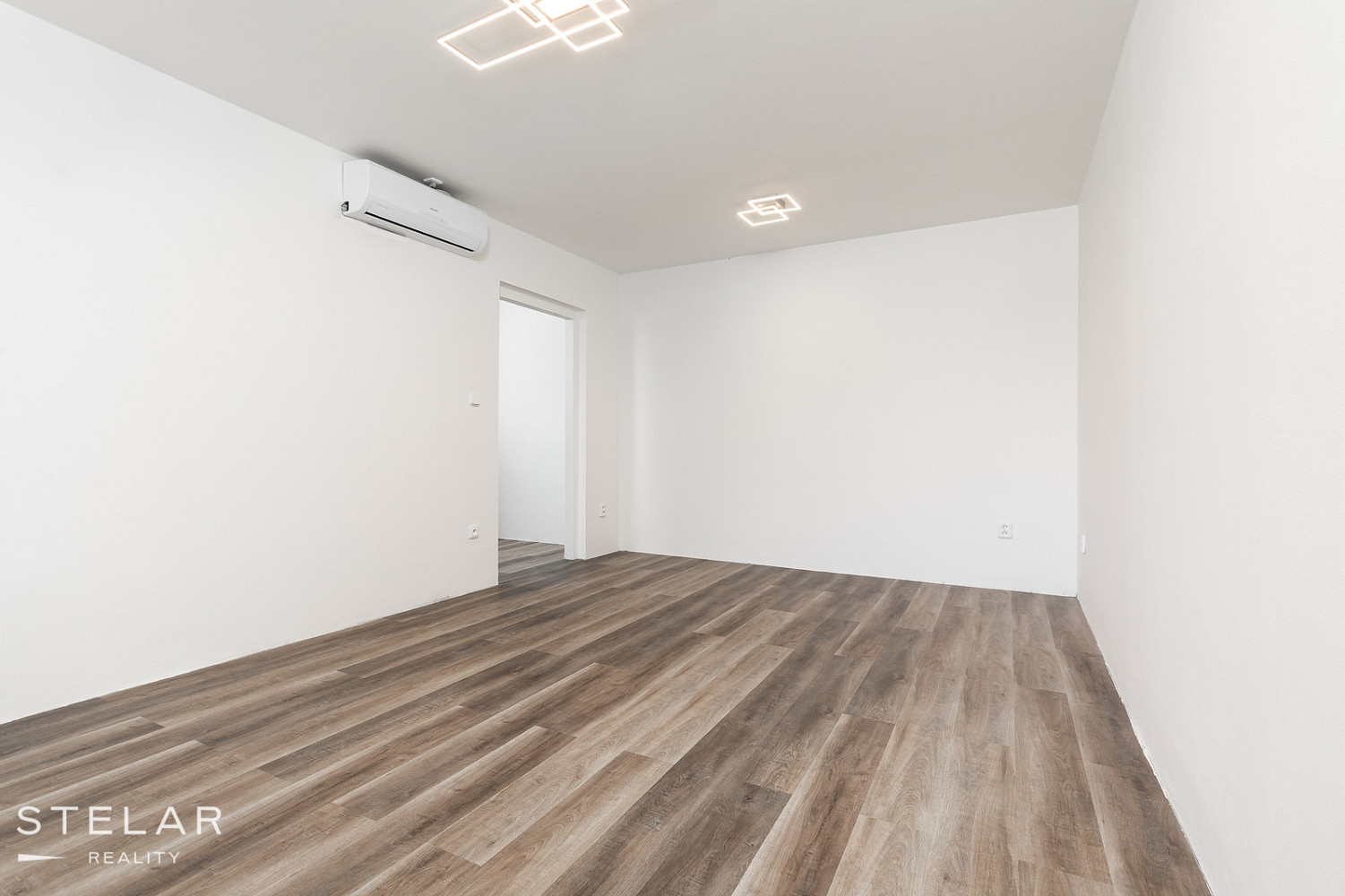 Prodej bytu 1+1 35 m² – fotografie 3