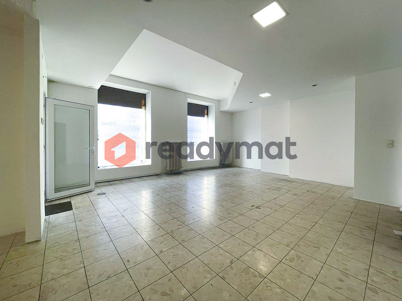 Pronájem obchodních prostor 50 m² — photo 4