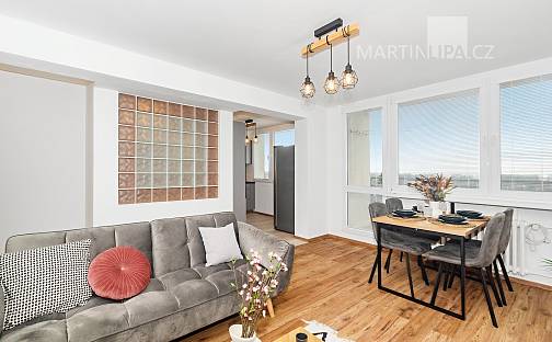 Prodej bytu 3+1 86 m², Dr. Horákové, Poděbrady - Poděbrady II, okres Nymburk