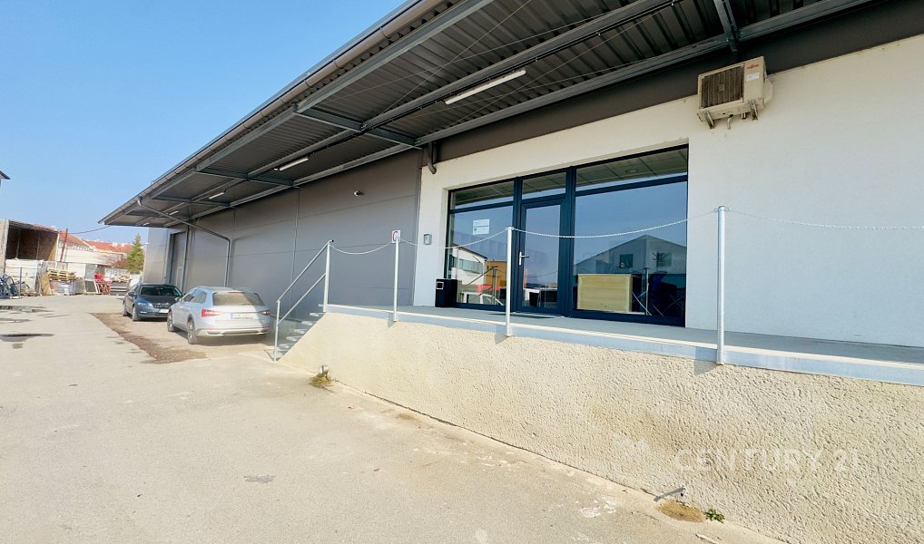 Pronájem skladovacích prostor 536 m², Znojmo – náhled fotky 5
