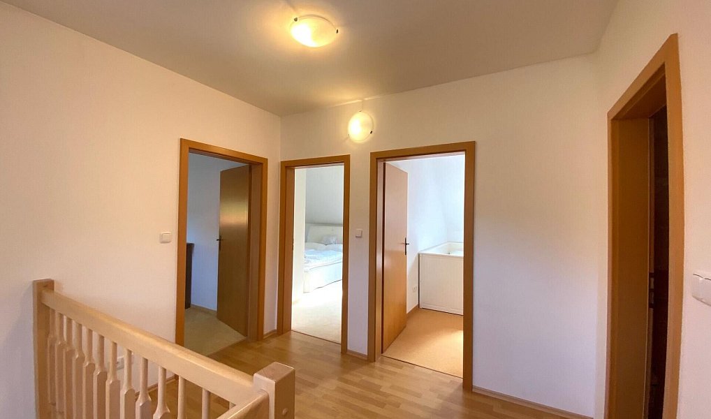Prodej domu 140 m² s pozemkem 528 m², Karlovy Vary – náhled fotky 11