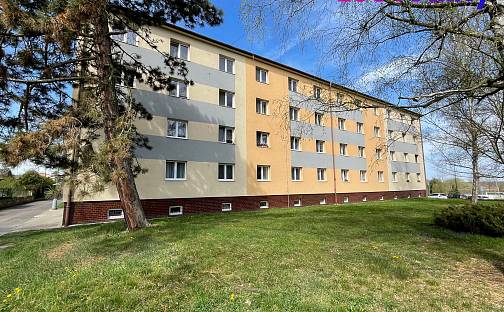Prodej bytu 3+1 58 m², Obránců míru, Chvaletice, okres Pardubice