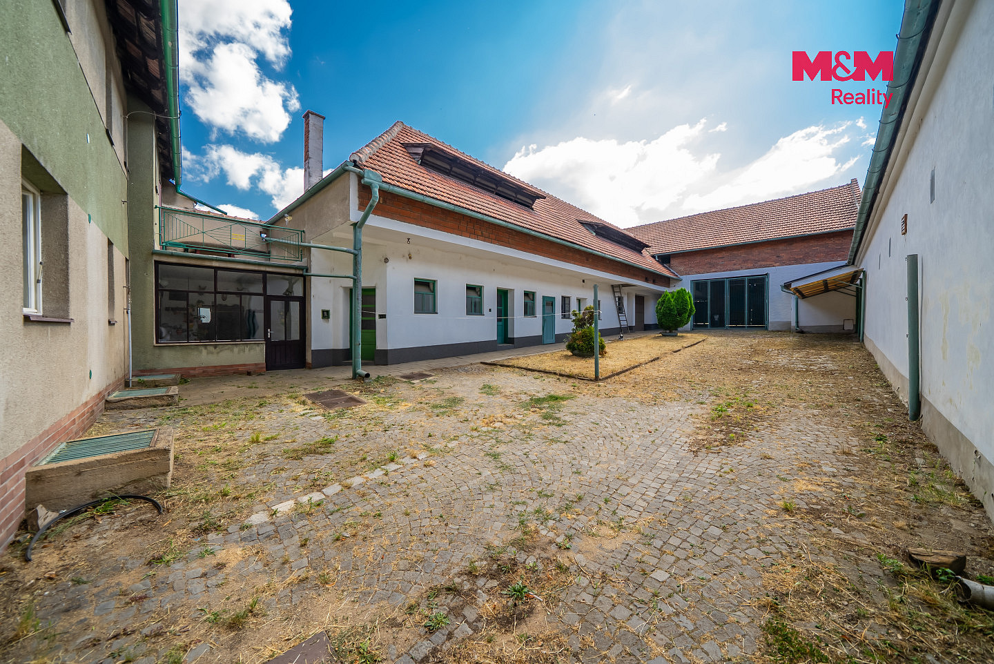 Prodej domu 198 m² s pozemkem 673 m² — photo 3