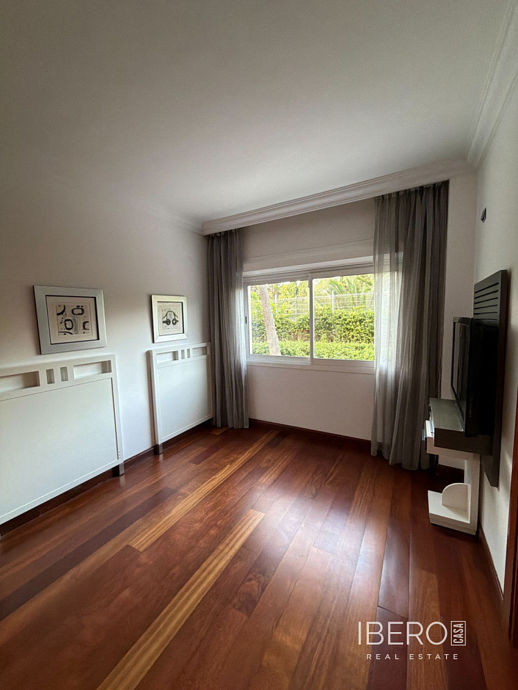 Prodej bytu 4+kk 300 m² — photo 4
