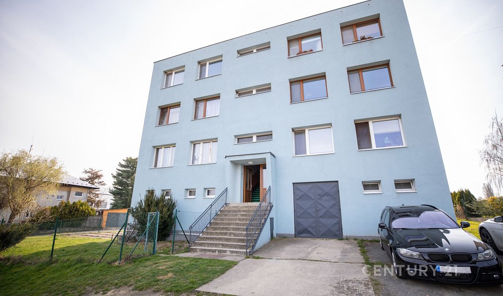 Prodej bytu 3+1 71 m², Bečváry – náhled fotky 27