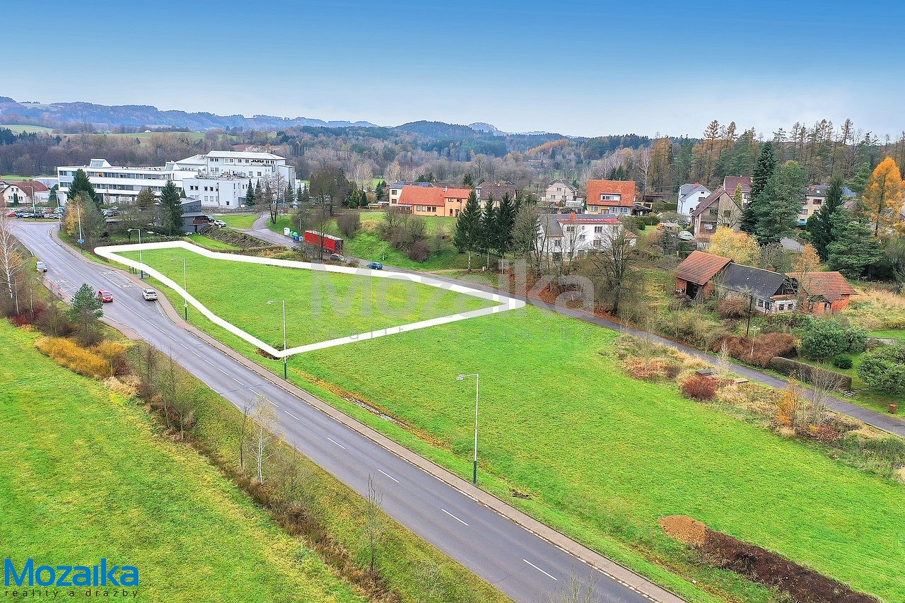 Prodej komerčního pozemku 3 757 m²
