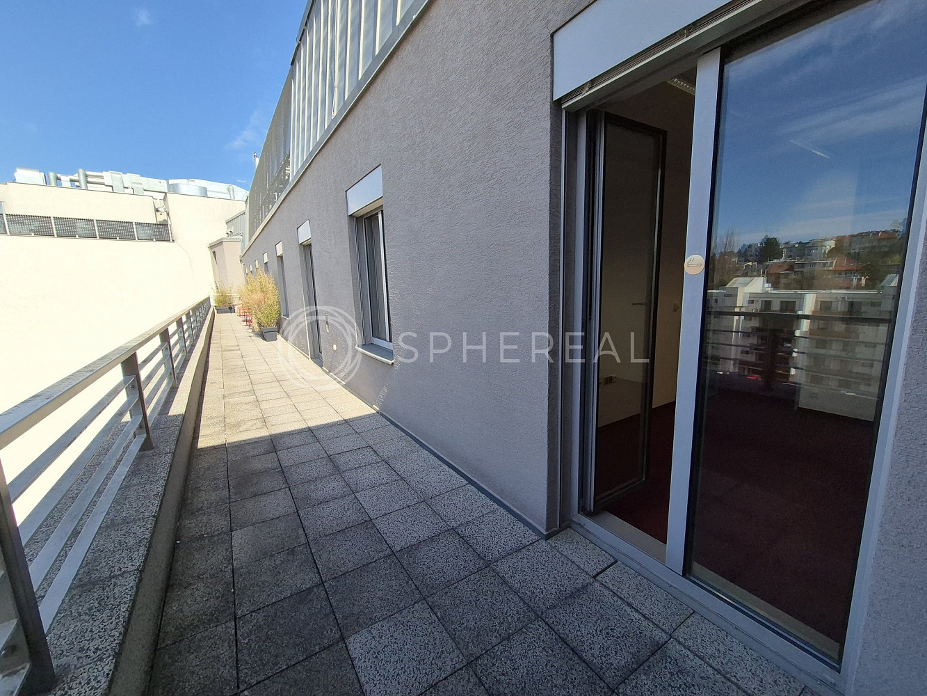 Pronájem kanceláře 221 m² — photo 3