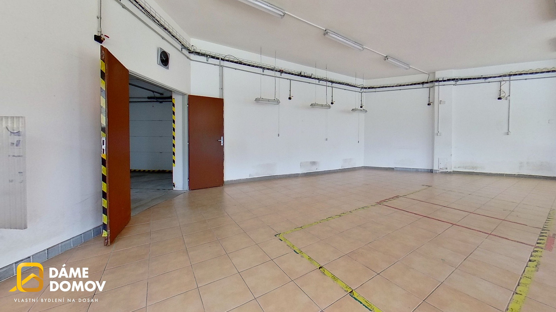 Pronájem obchodních prostor 99 m² – fotografie 2