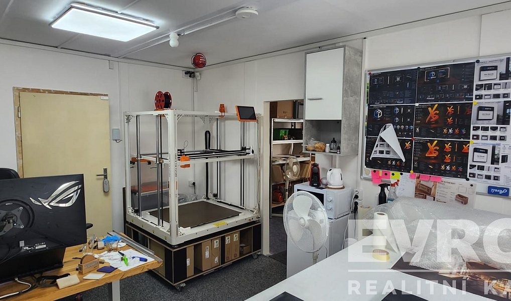 Pronájem výrobních prostor 73 m², Praha – náhled fotky 8